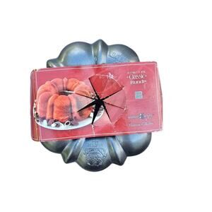 Nordic Ware 6 Cup Classic Bundt Pan
